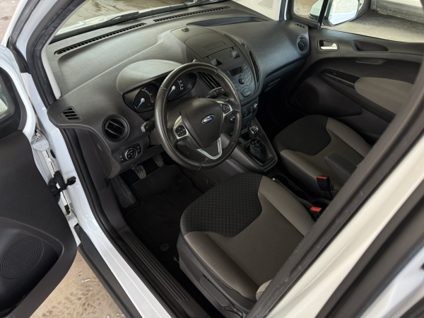 FORD TOURNEO COURIER / 1.5 / Duratorq TDCI DV5